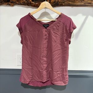 Maroon Fitted Cap Sleeve Button Down Shirt